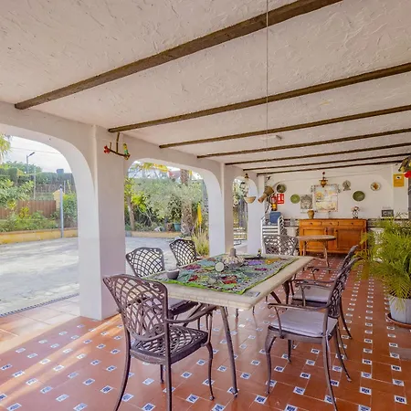 Villa Cubo's Mariposa Cartama